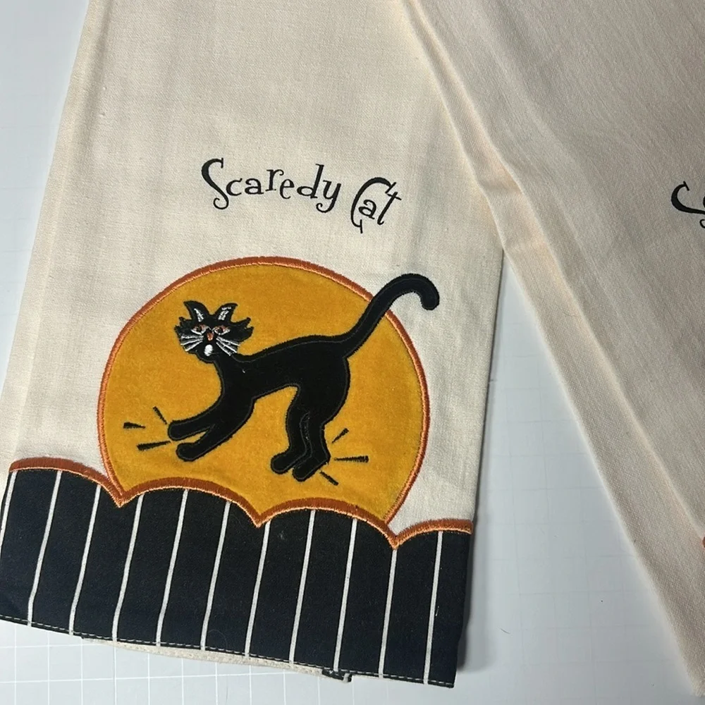 Ritz Scaredy Cat Halloween Kitchen Towels set of two